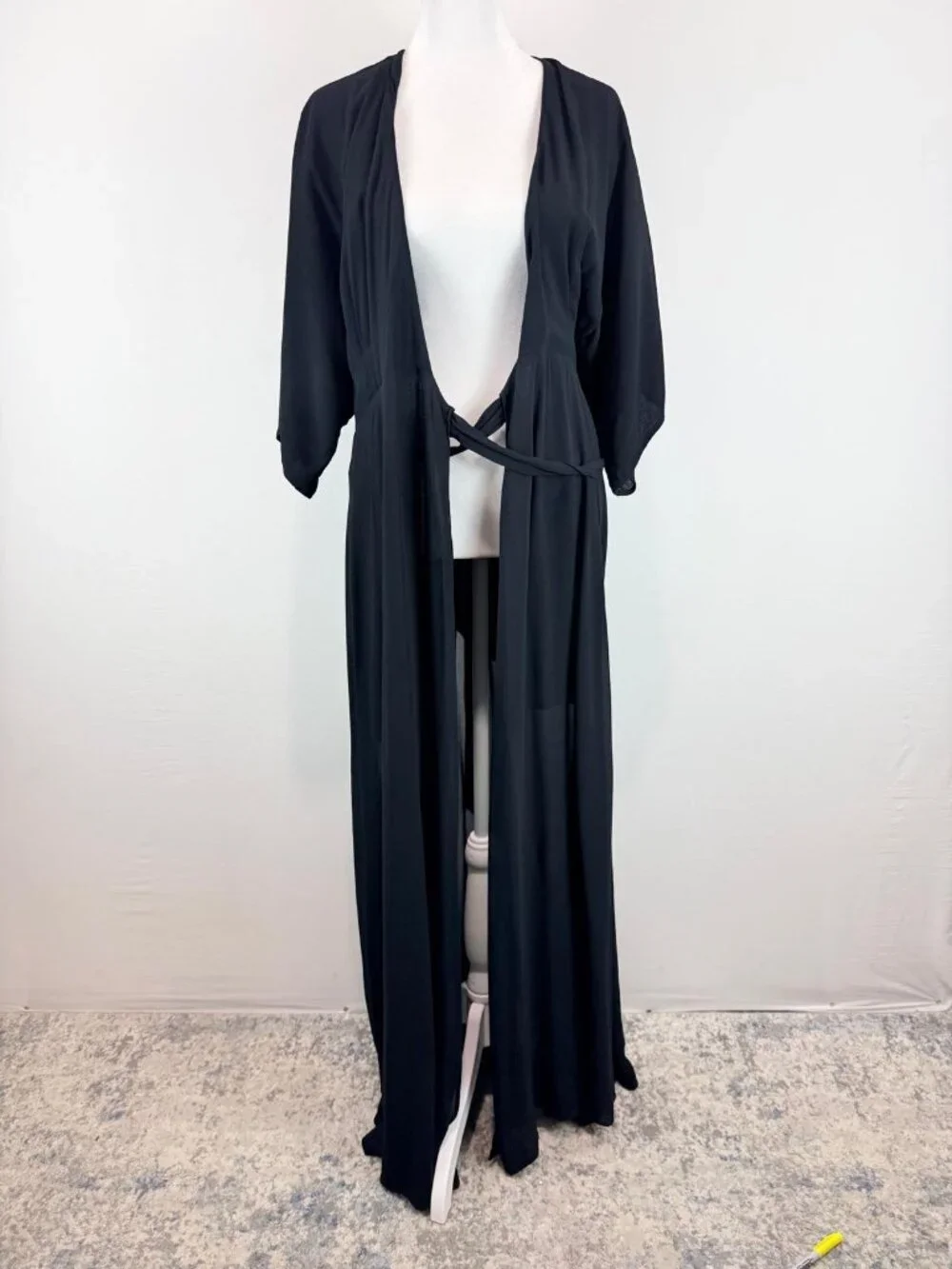 Women's Black Maxi Wrap Dress Size L Kimono Sleeve Deep V Neck Boho Elegant - Picture 9 of 16